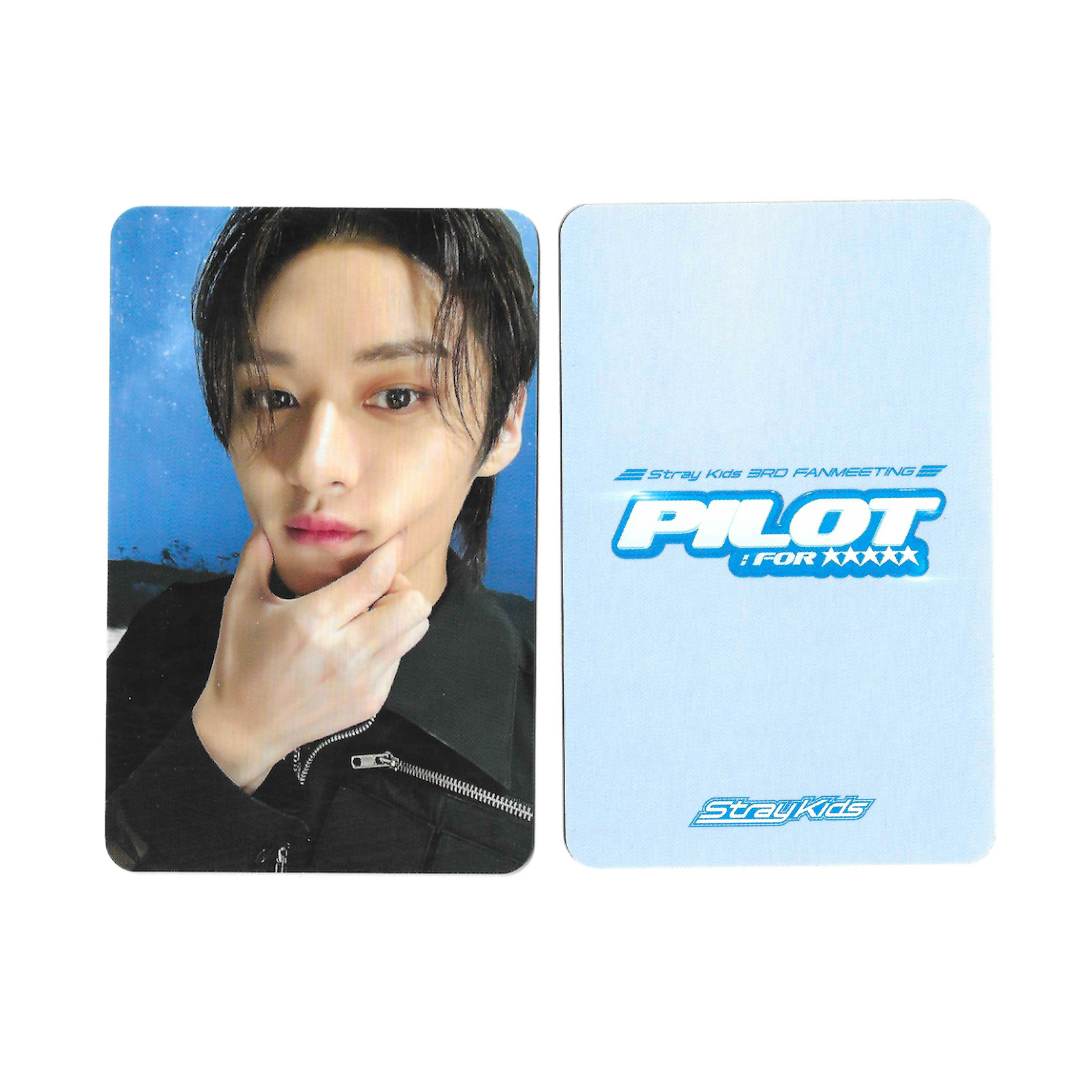 Lee Know POB Photocard [PILOT : FOR ] – Aidol House