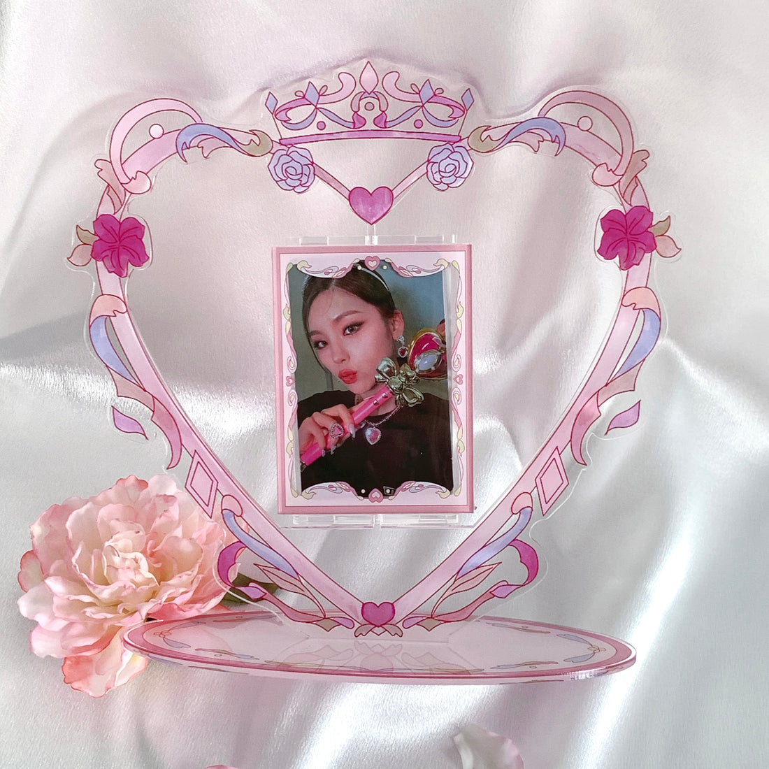 Spinning Photocard Display - Shape Of Love