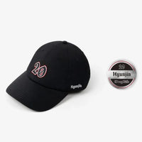 Black tour cap with “20” on the front and “Hyunjin” on the side