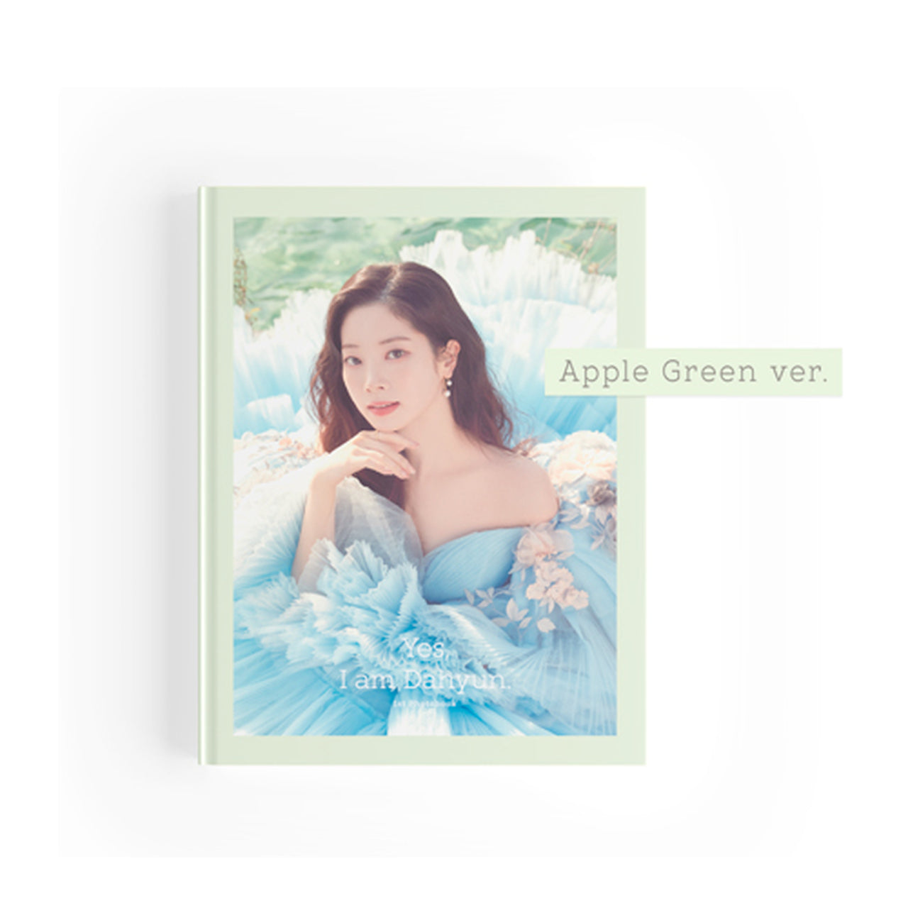 K-POP・アジア Yes I am Dahyun Yes, I am Dahyun [1st Photobook] – Aidol House